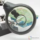 Paneltartó nagyítóval és krokodilcsipeszekkel akár 10x nagyítás