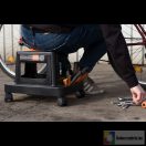 Gurulós szék szerszámtartóval - műanyag