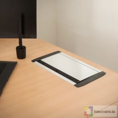   Rejtett elosztó - 3-as felnyíló kivitel 2 x USB, 2,1A ezüst