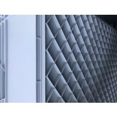 Euro Láda 80X60X32 cm Zárt Fogófüllel